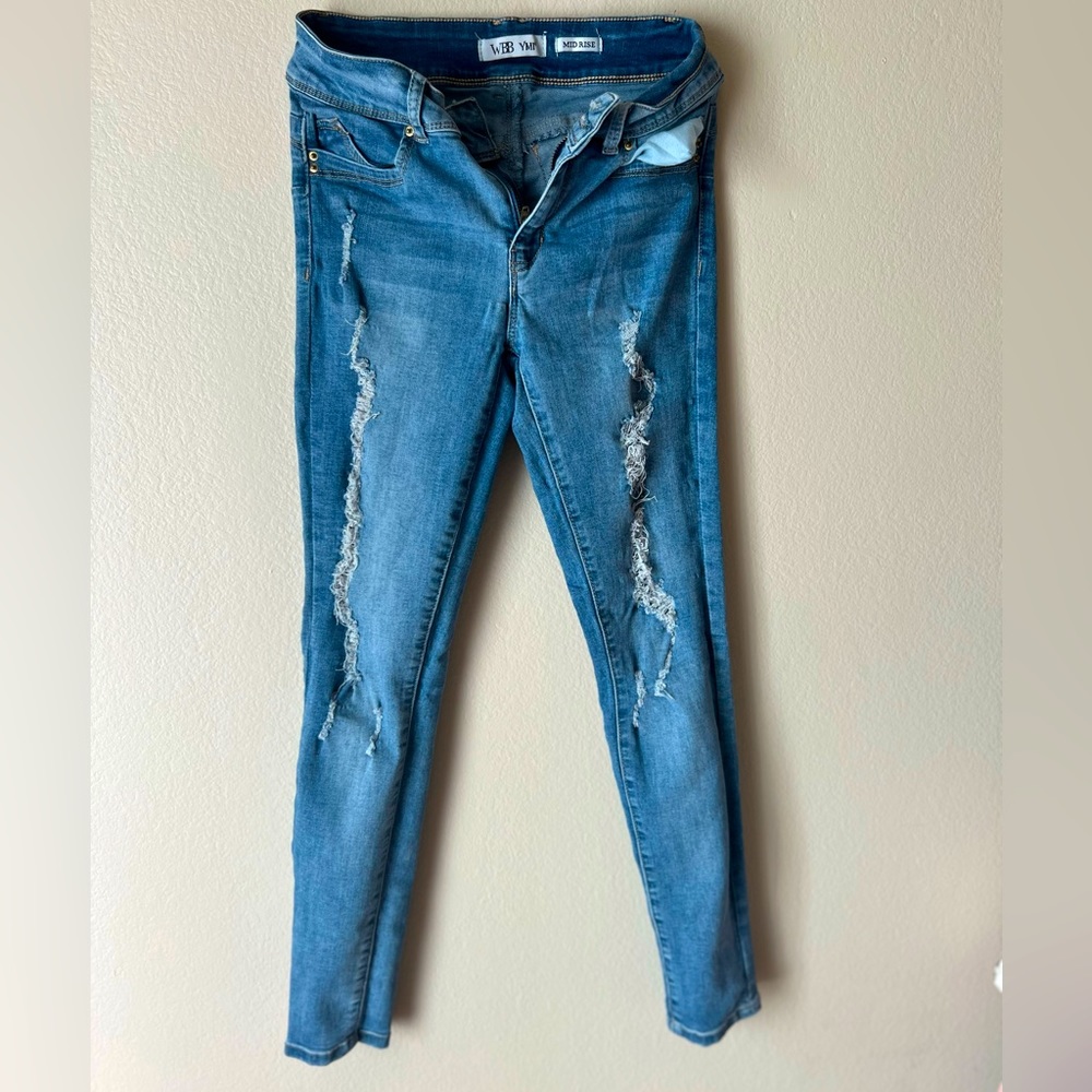 Medium Wash Mid-Rise ripped jeans